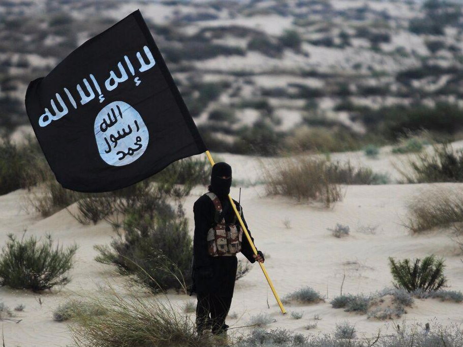 Daesh-flag-AFP